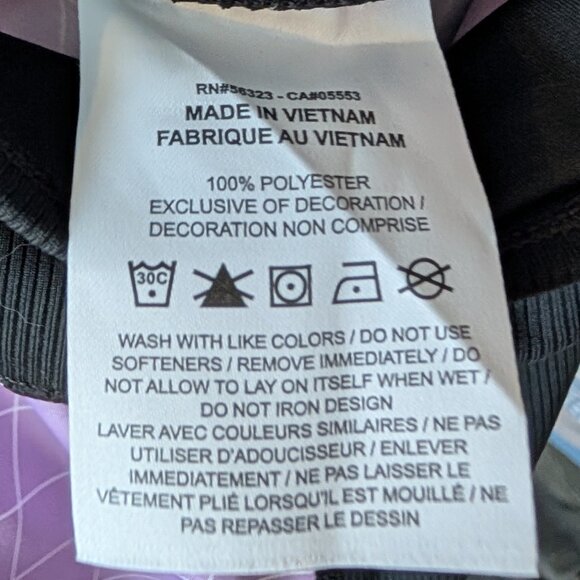 Like New Women's 5" Biker Shorts Size Small - Picture 4 of 7